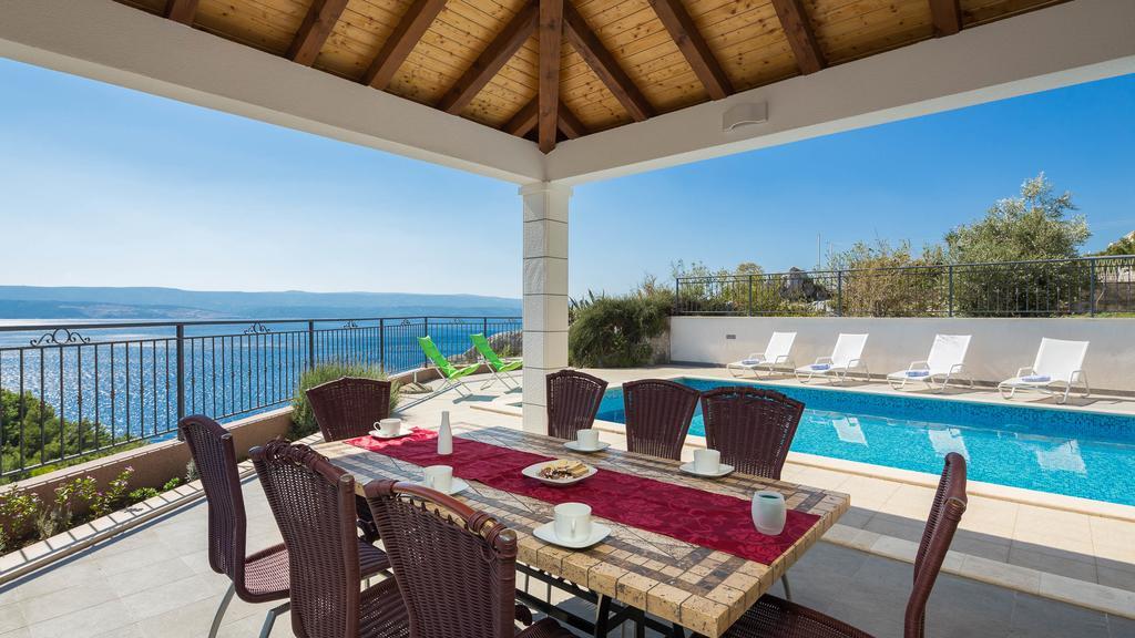 Beachfront Lara * Omis