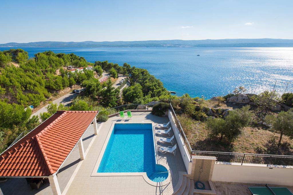 Beachfront Lara Apartment Omis